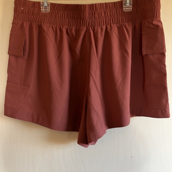 COPY - Abercrombie traveler shorts NWOT - Picture 1 of 3
